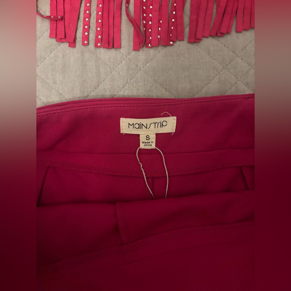 Main Strip Set - image 4